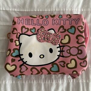 Hello Kitty Clutch